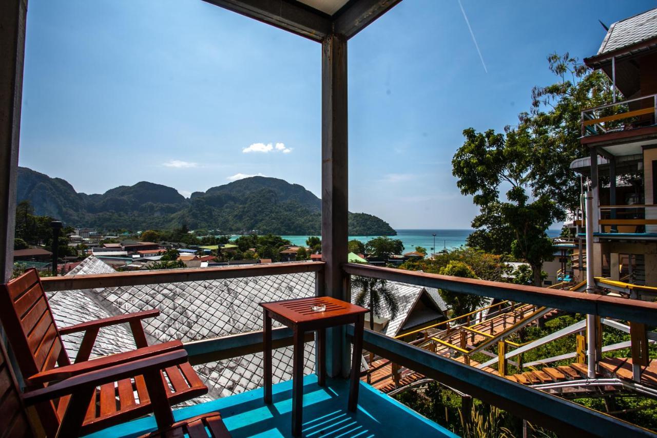 Resort Phitharom Pp Phi Phi Don