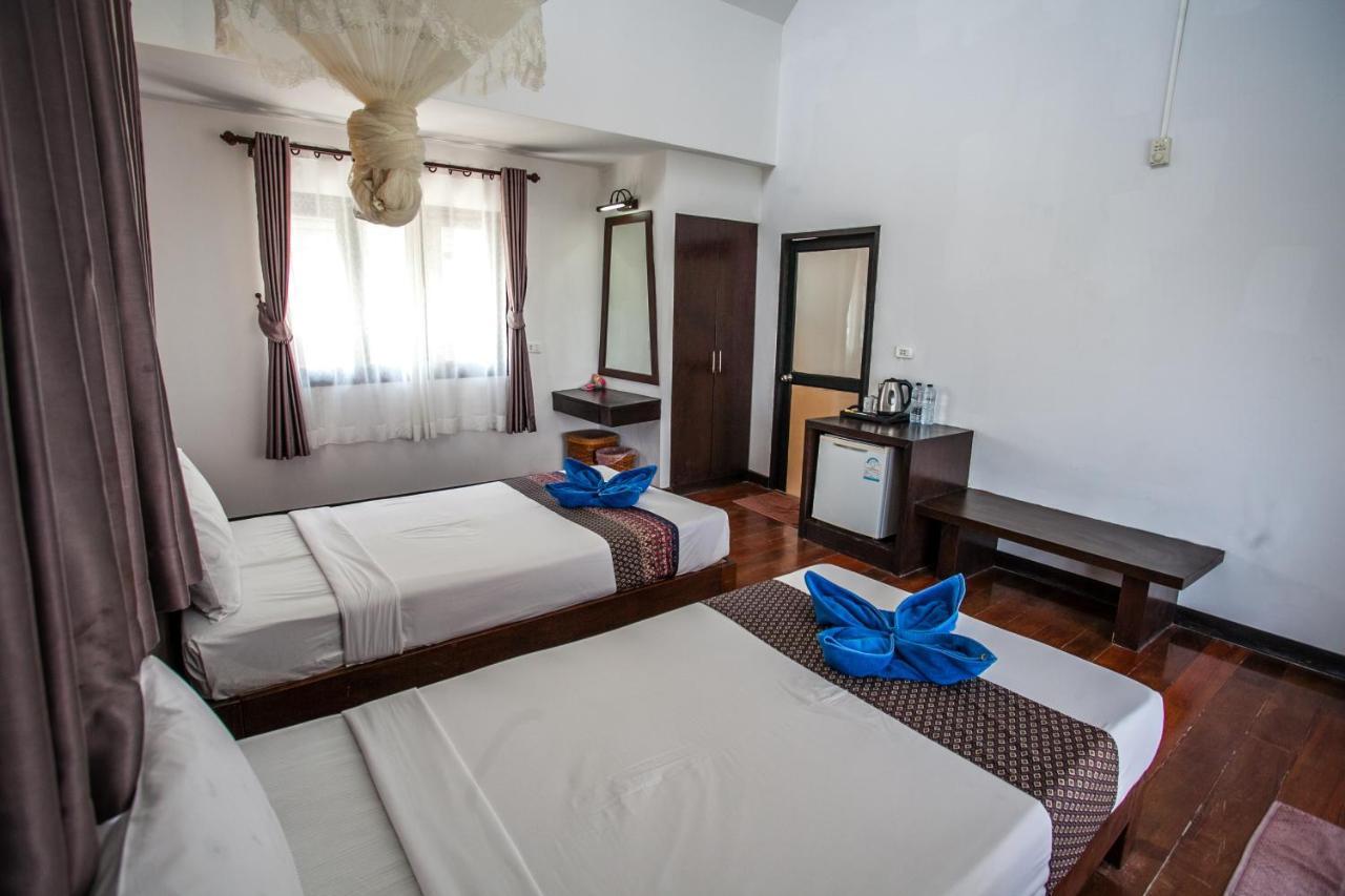 Resort Phitharom Pp