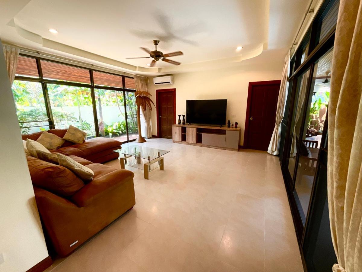 Holiday home Coconut Paradise *