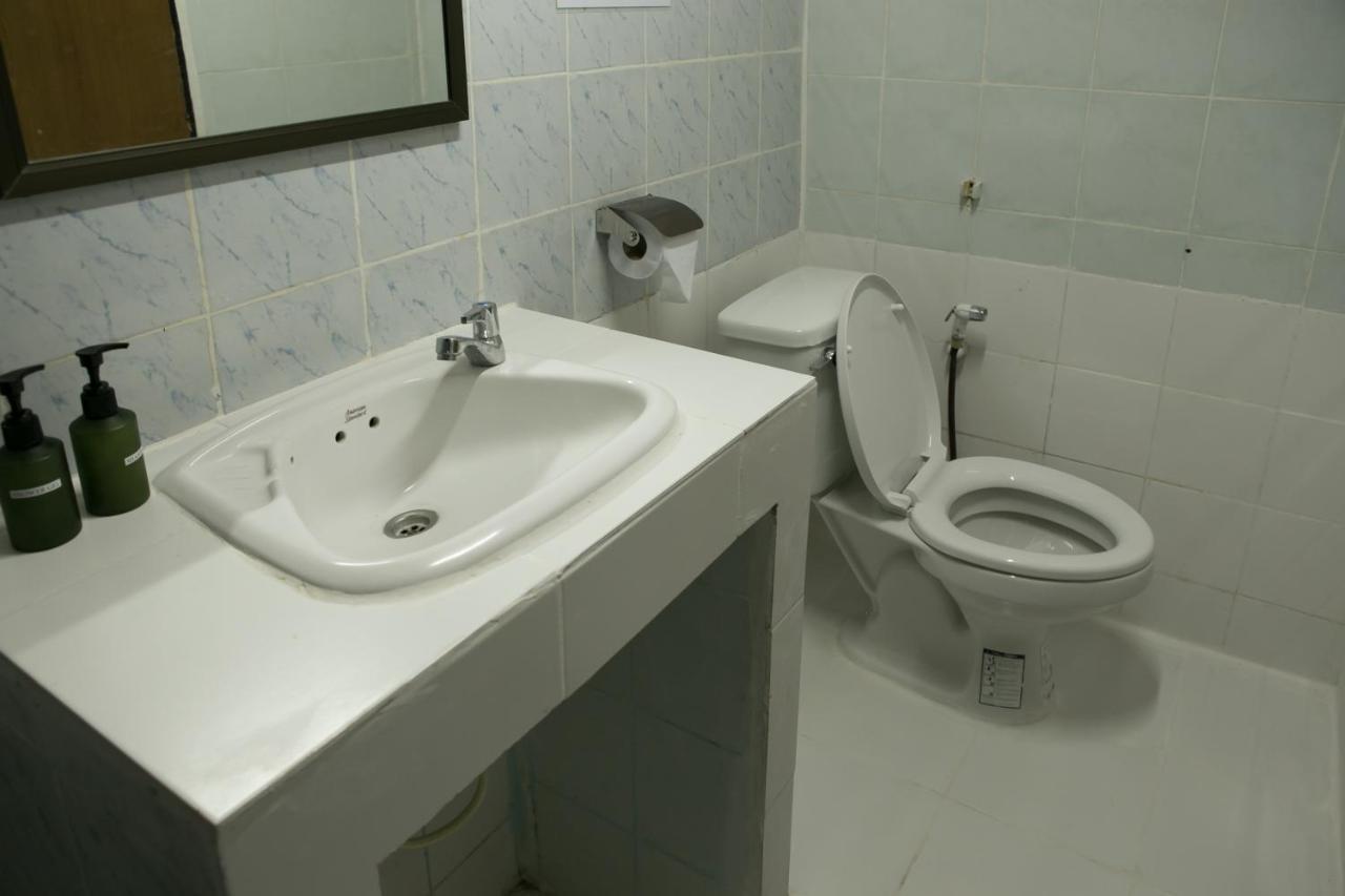Haadrin Hotel 3*