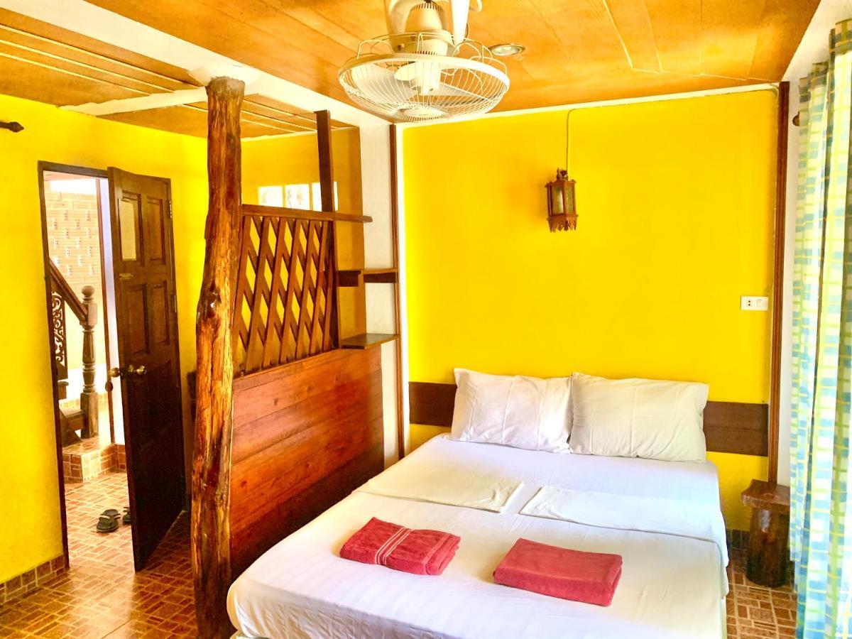 Tropicana Hotel 2*