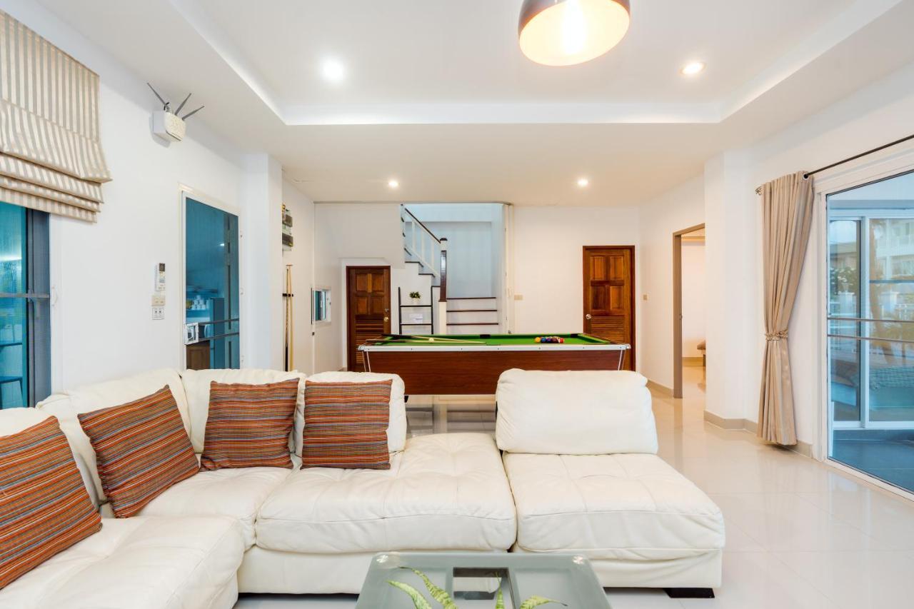 Fira Hua Hin