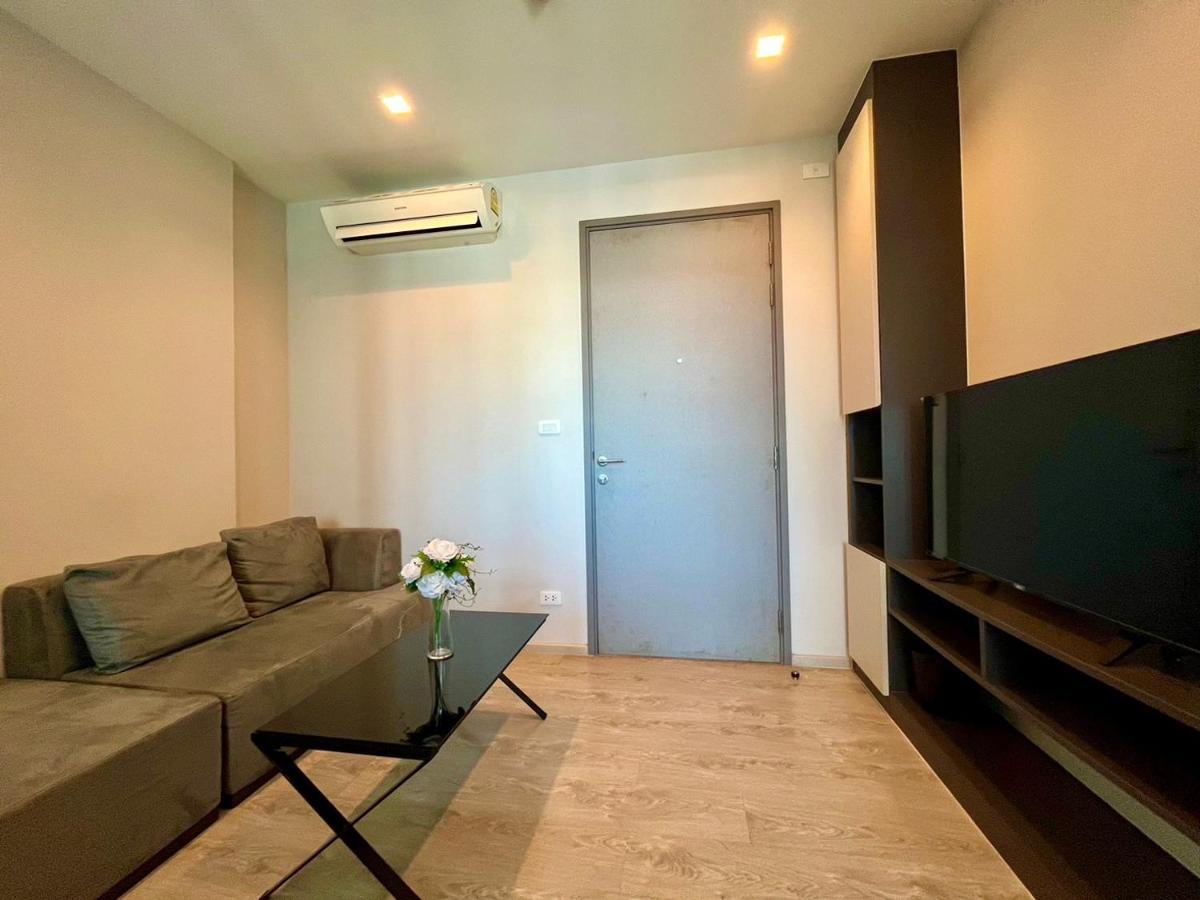 The Base By Fantasea Beach Apartment Pattaya