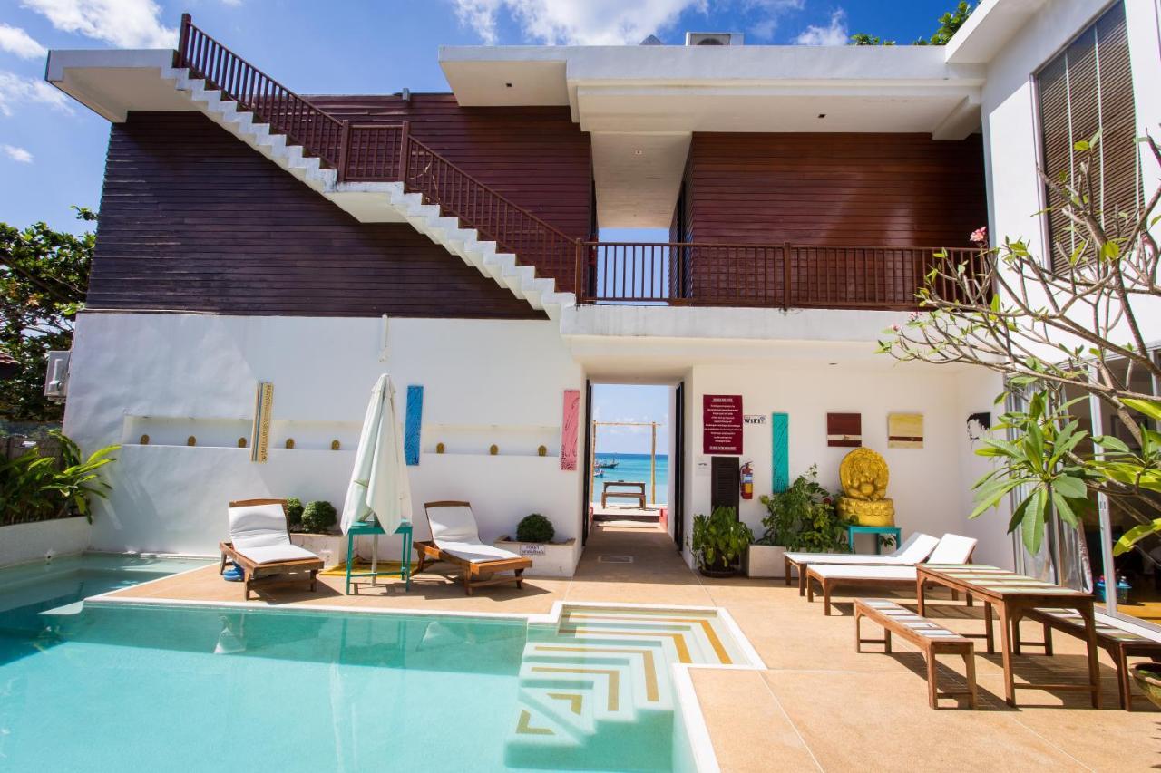 Mandalai Hotel 3*