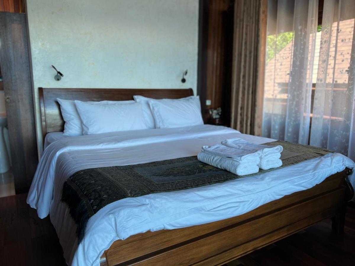 Hotel Kawarin Secret Hut And