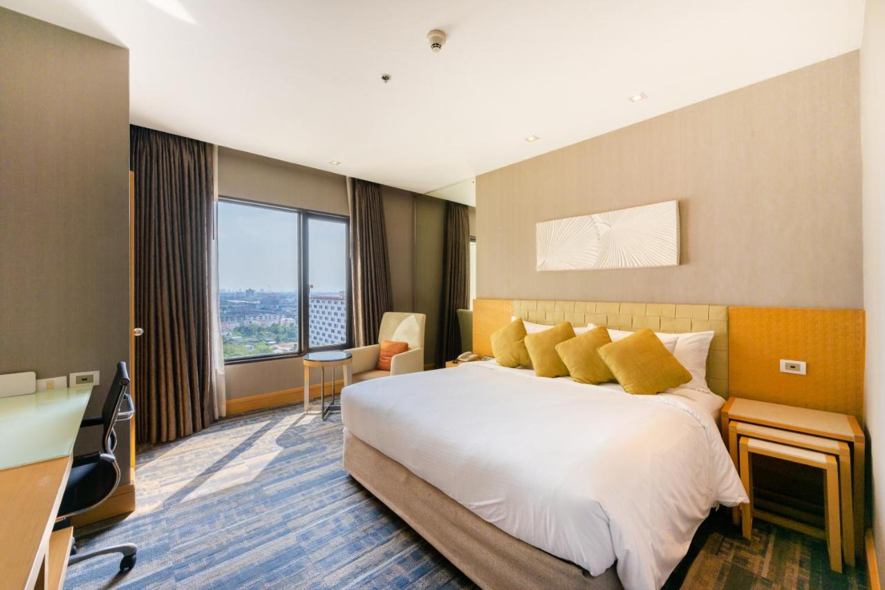 Grand Richmond Stylish Convention Hotel 5*