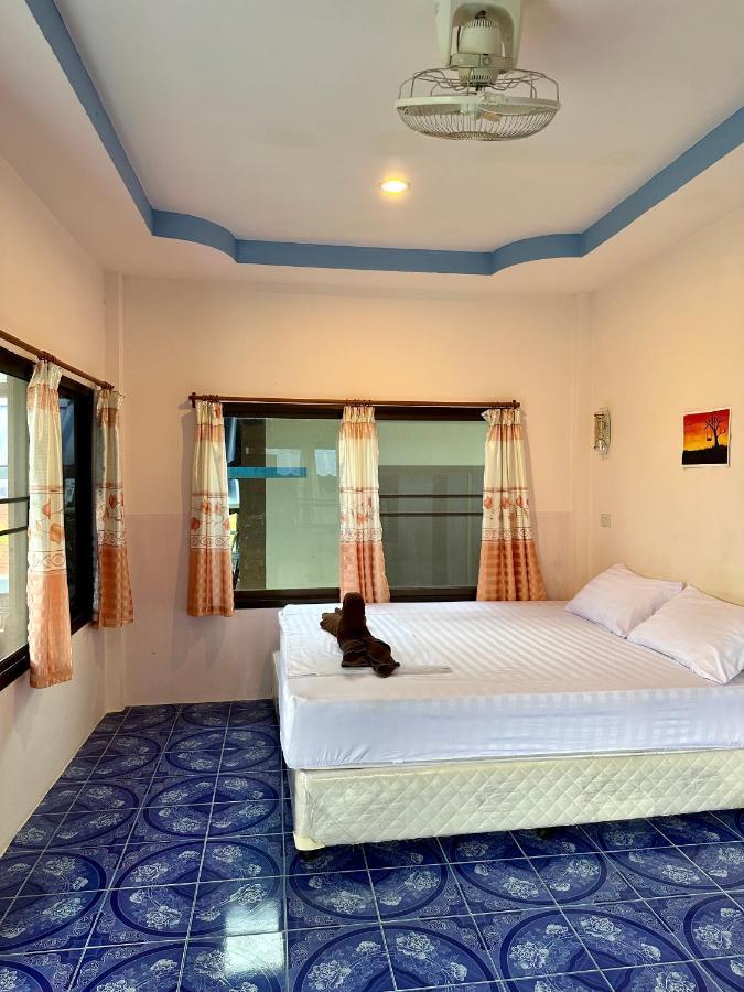 Resort Euphoria