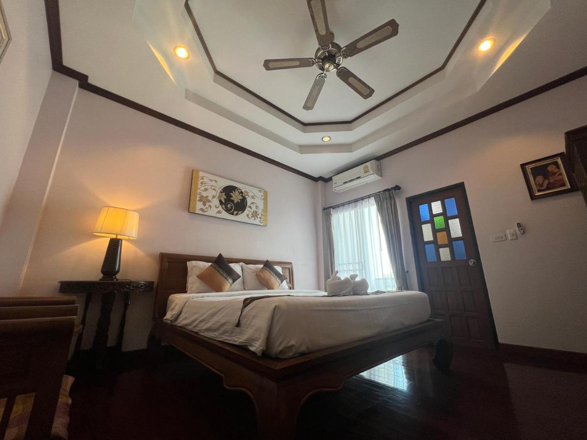 Pha Thai House Hotel 2*