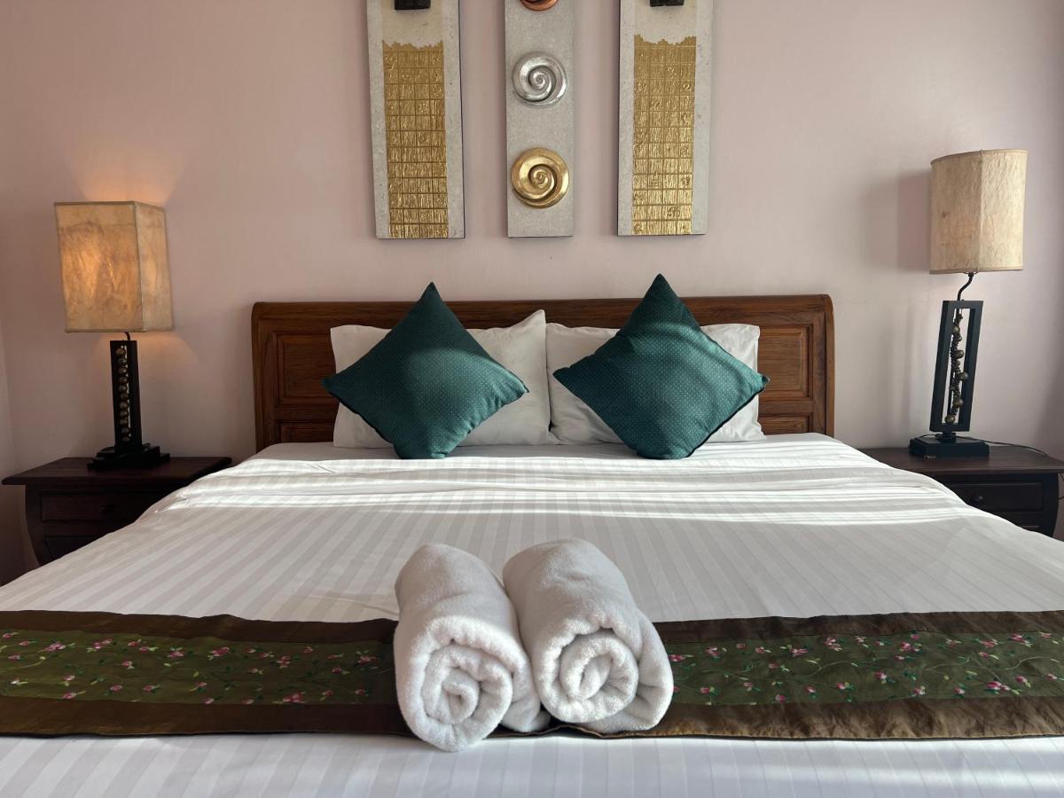 Pha Thai House Hotel 2*