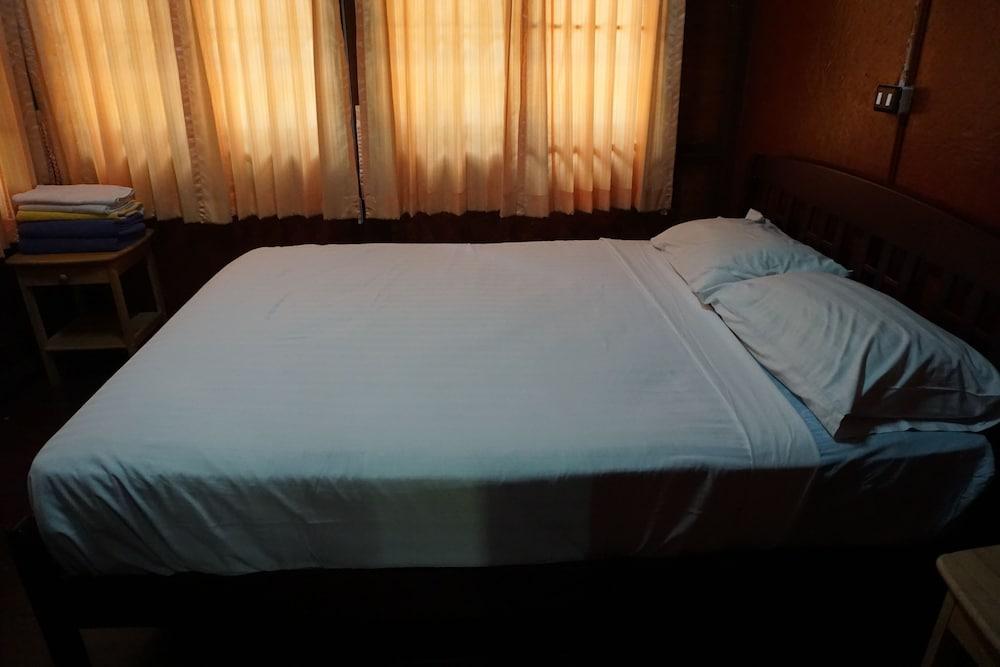 Bangpo Village Resort Ban Bang Po