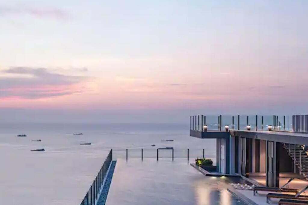 The Base 2bed King&queen On Sky Apartamento Pattaya