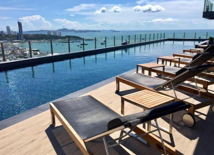 Base 2bed King&queen With Infinity Pool & Free Netflix!