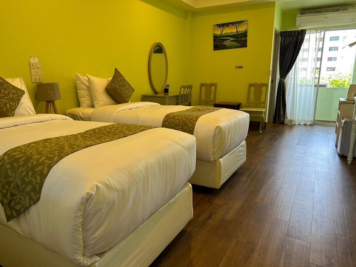 Hotel The One Sabai Living 3*