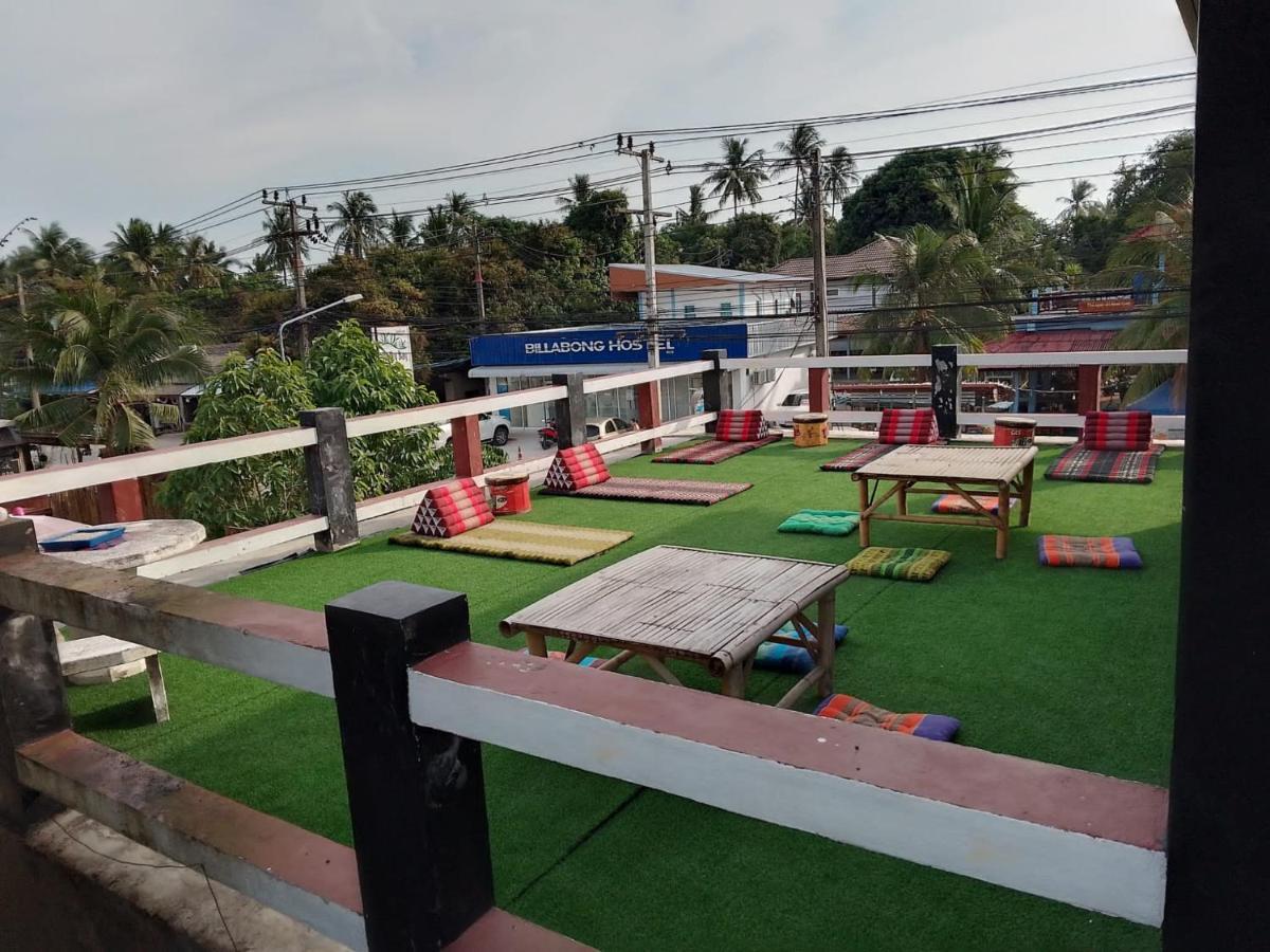 Billabong And Cafe Hotel Baan Tai
