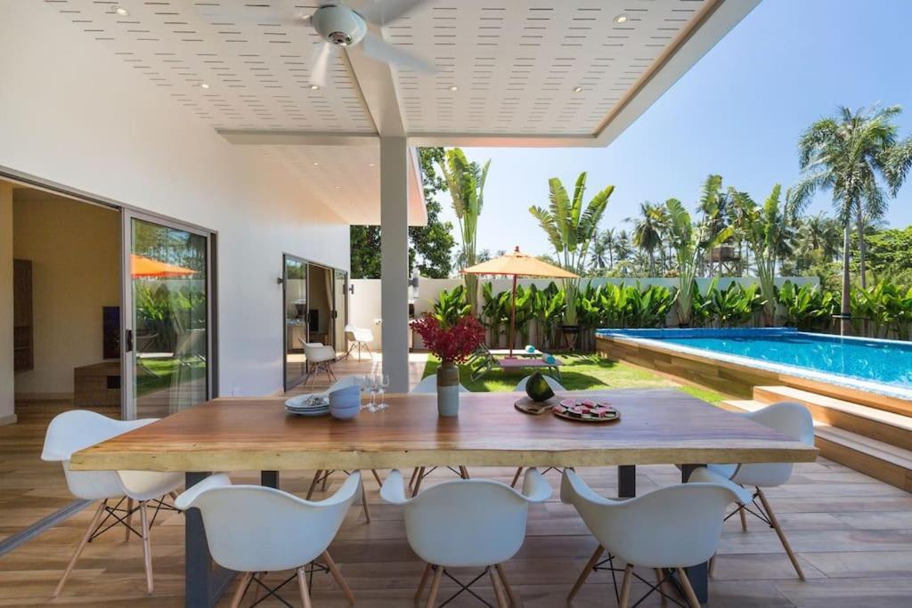 Villa 5-bdr Luxury At A With Club And Concierge Service Mae Nam