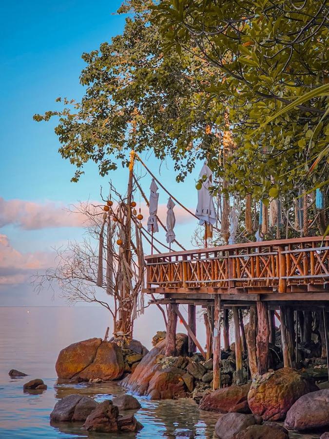 Haadson & Koh Raham