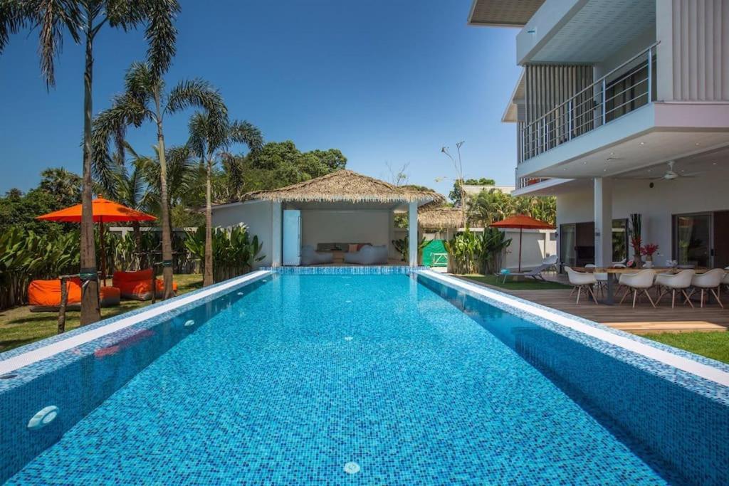 Villa 5-bdr Luxury At A With Club And Concierge Service Mae Nam
