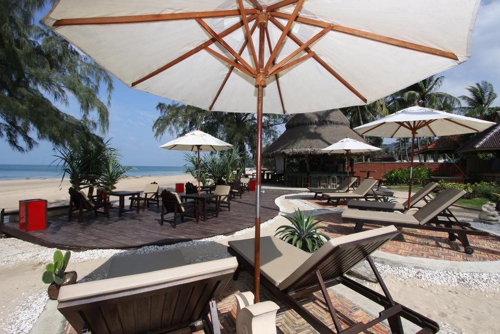 Lanta Castaway 3*