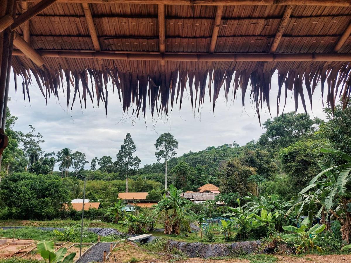 Samui Farm Campsite Laem Sor