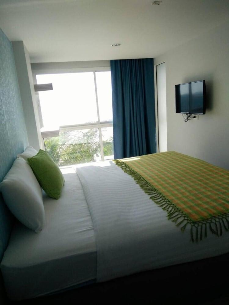 Nantra Pattaya Baan Ampoe Hotel 3*
