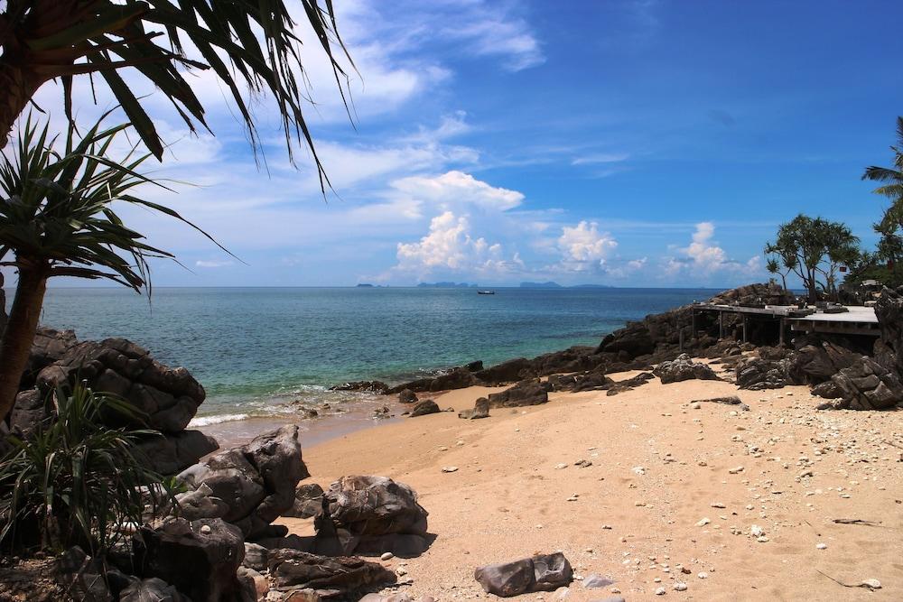 Moonlight Bay Resort