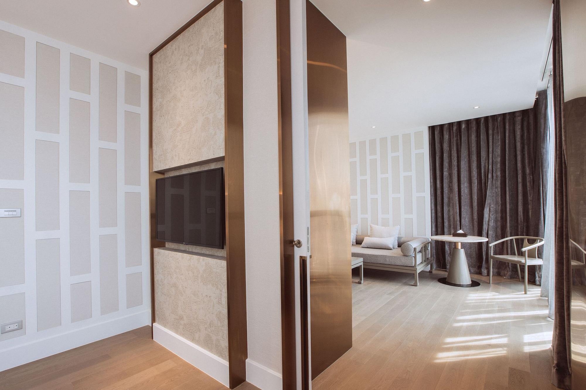 Grand Richmond Stylish Convention Hotel 5*