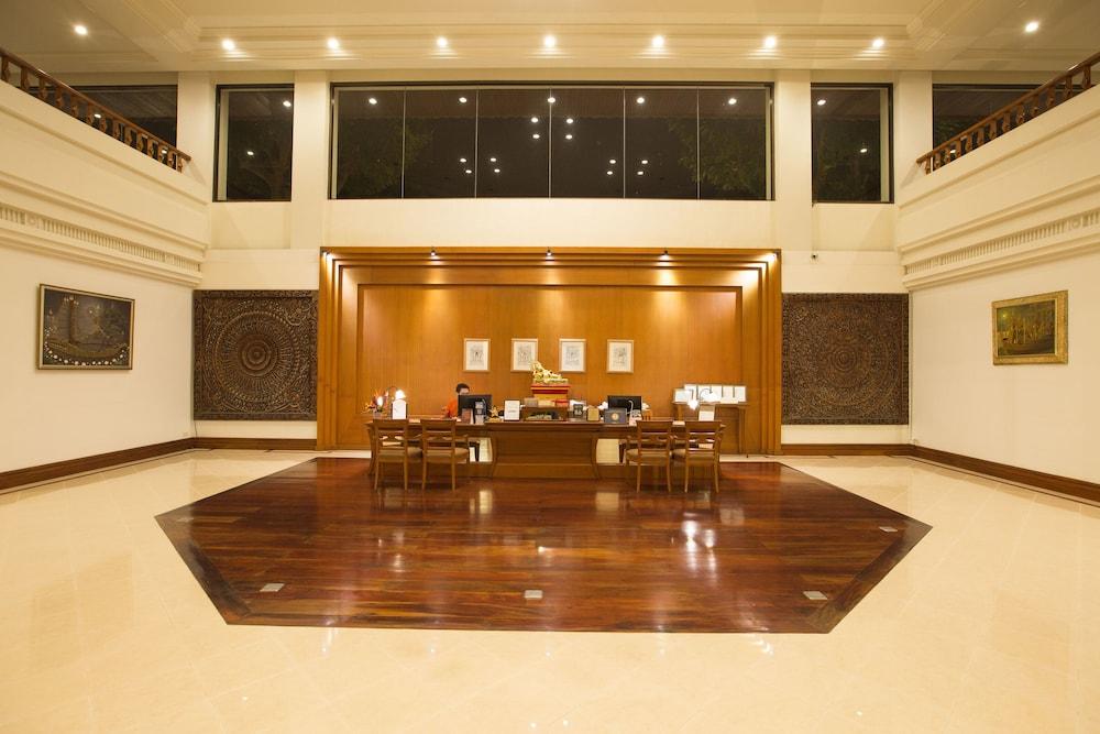 The Imperial River House Resort,