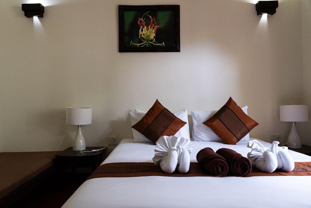 The Hive Lamai Beach (Koh Samui)