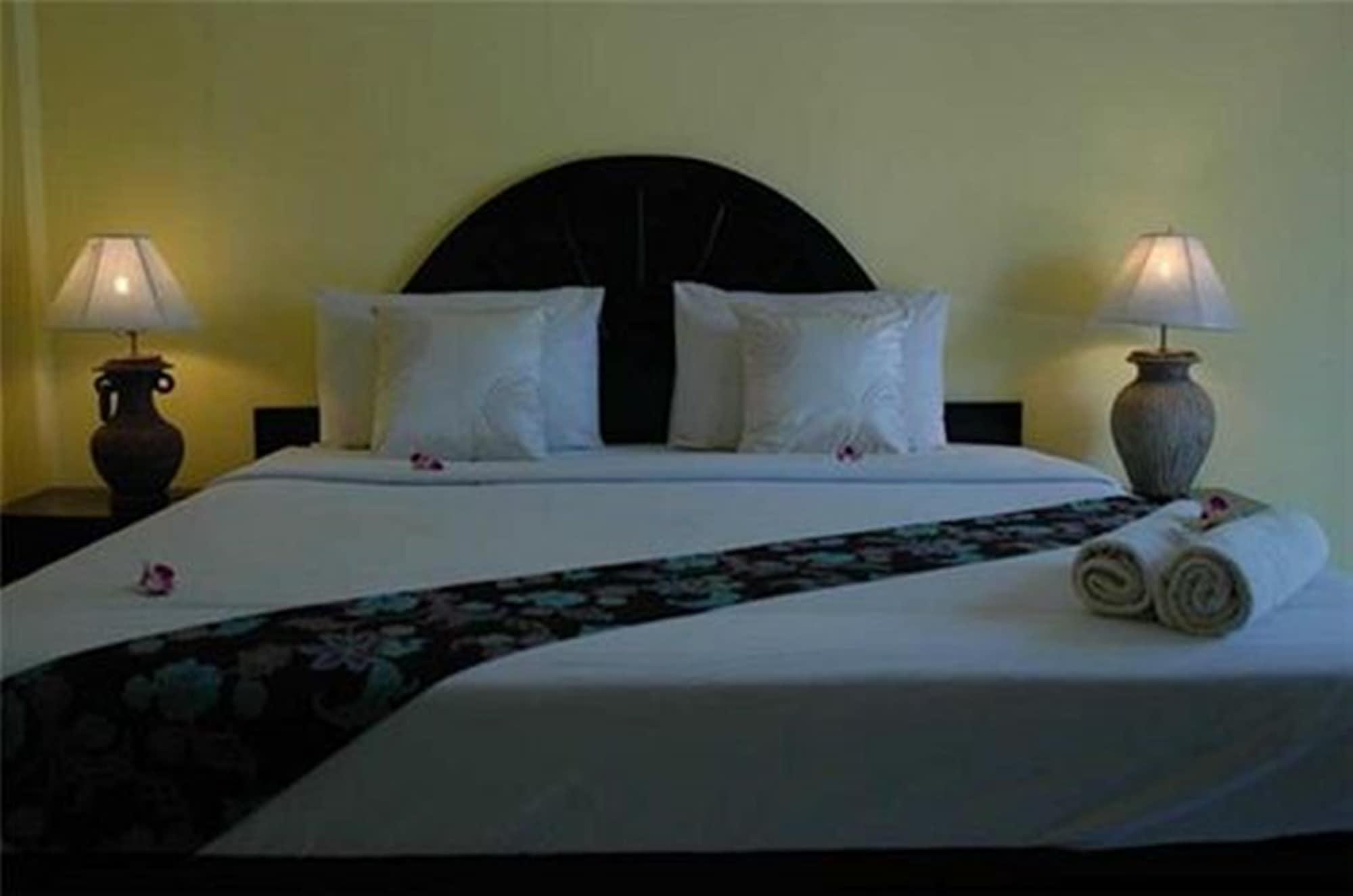 Resort Phi Phi Villa Resort 3*