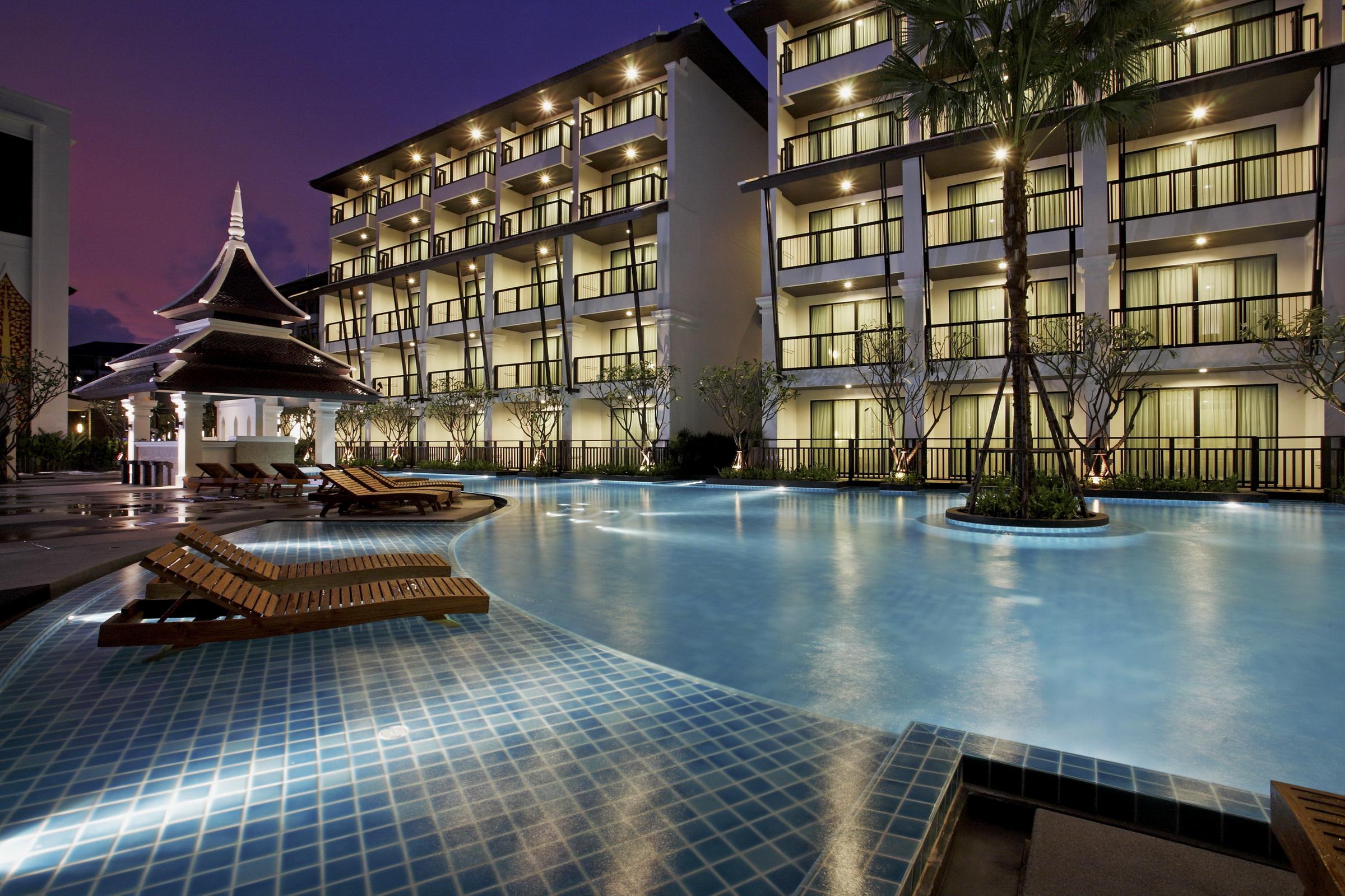 Centara Anda Dhevi & 4*
