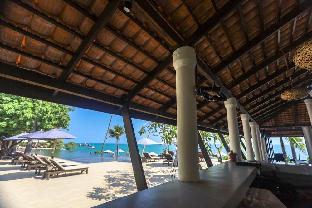 Saree Samui Mae Nam