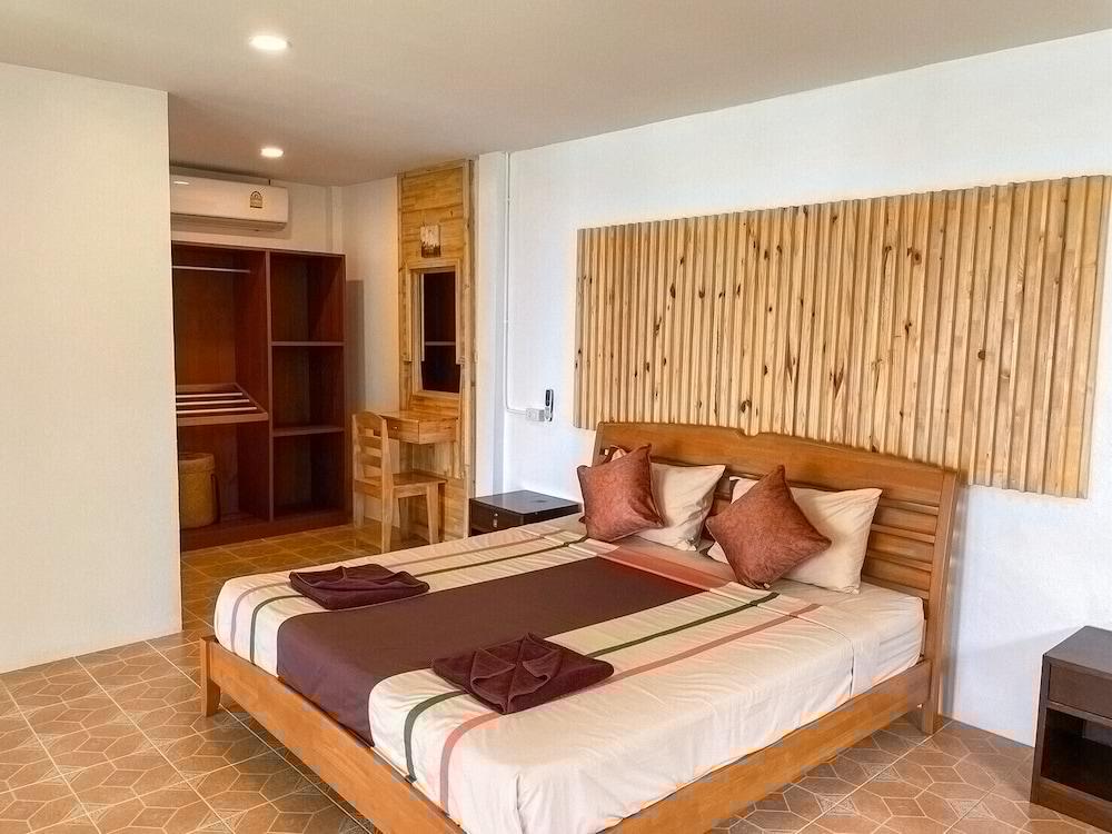 Bounty Resort