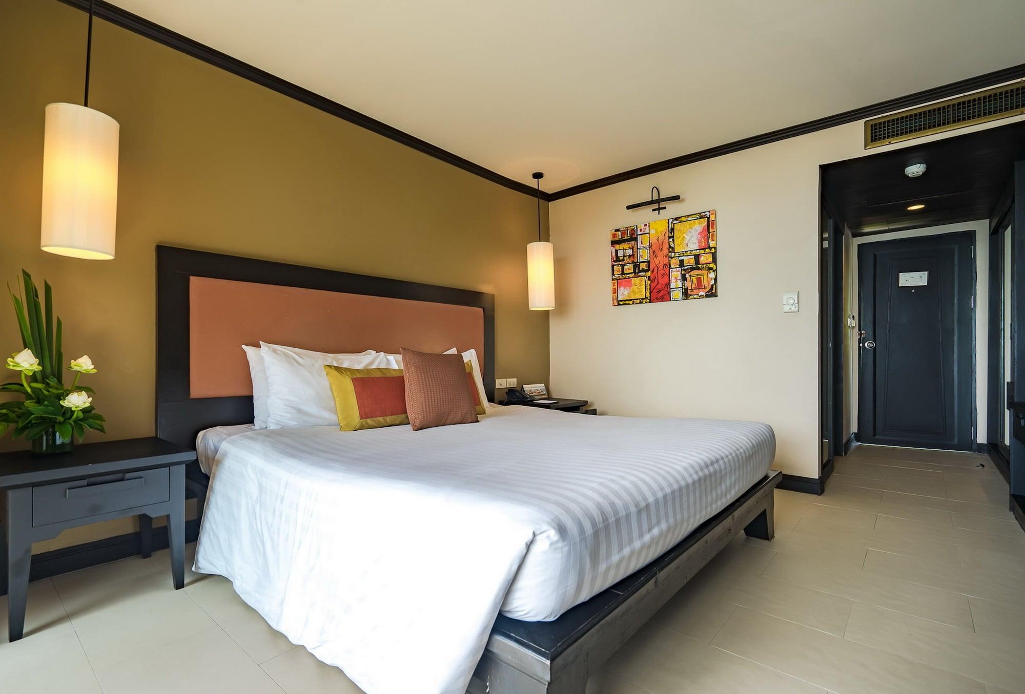 Impiana Beachfront Noi, Koh Samui 4*
