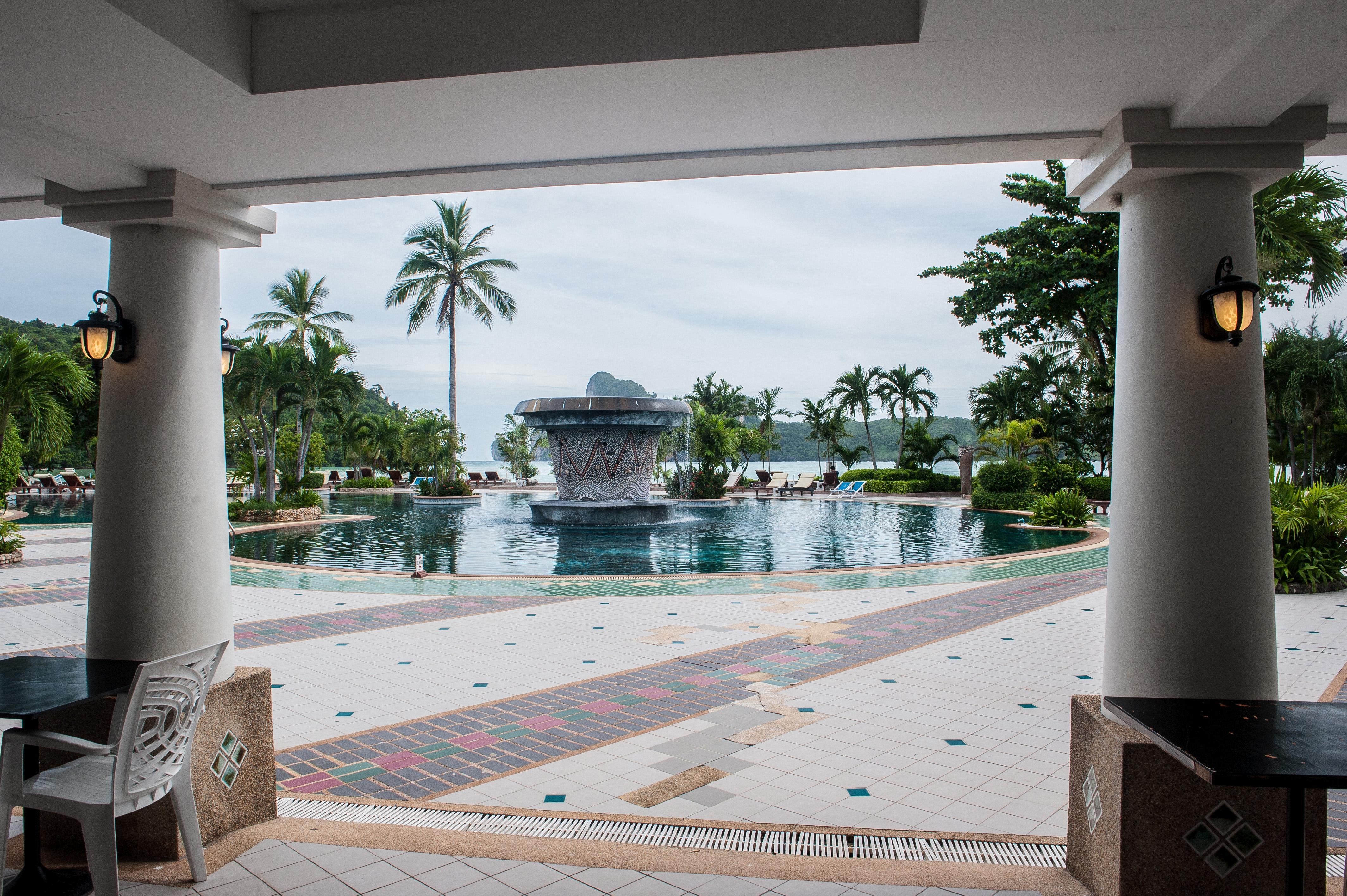 Island Hotel Phi Phi Don