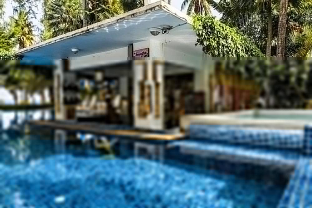 Resort Montra