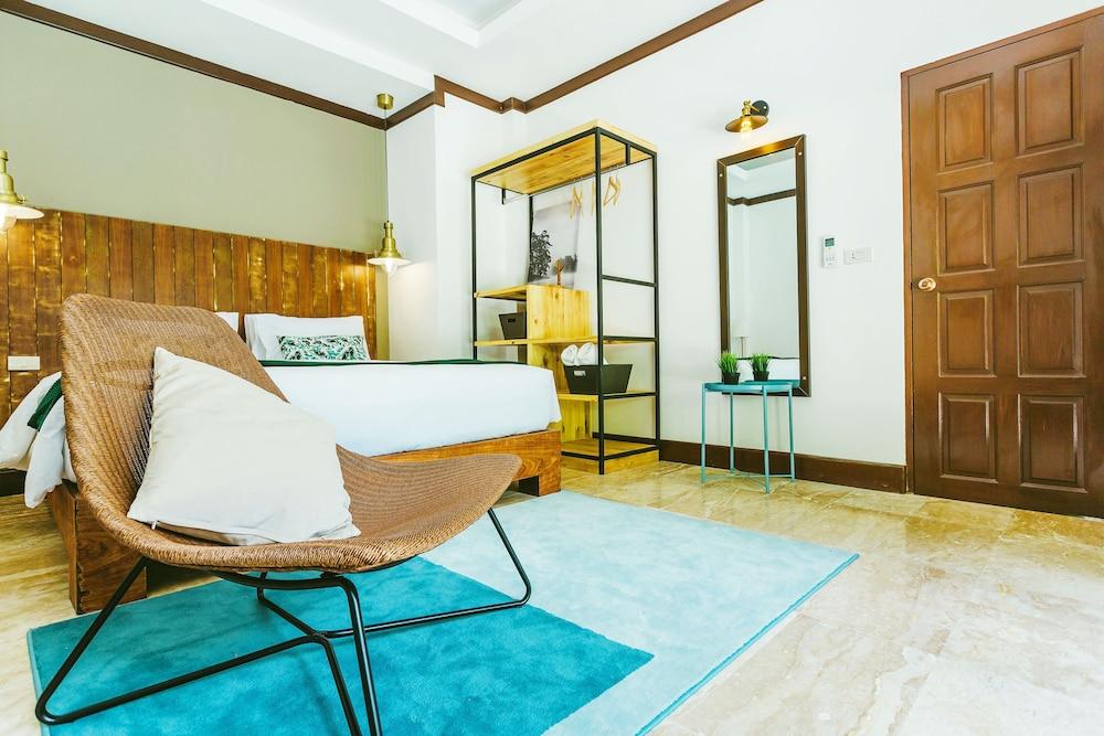 Baan Khao Hua Jook Resort