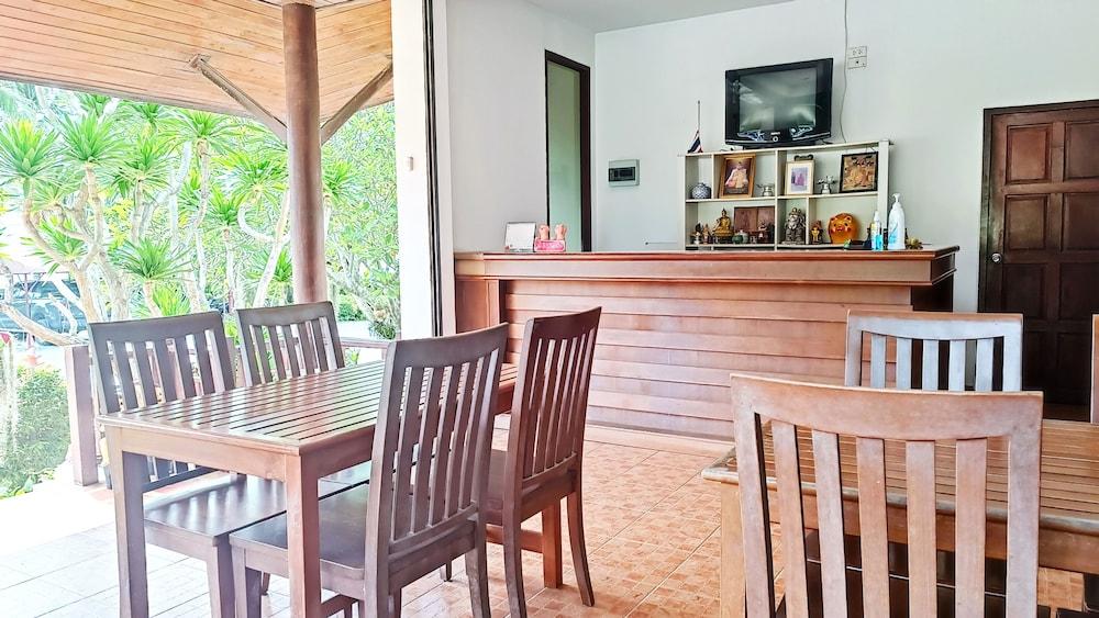 Resort La Samui 3*