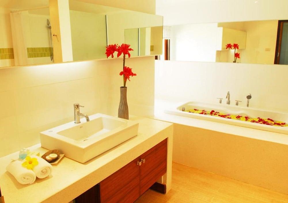 Resort Centra By Centara Coconut Samui - Sha Koh Samui