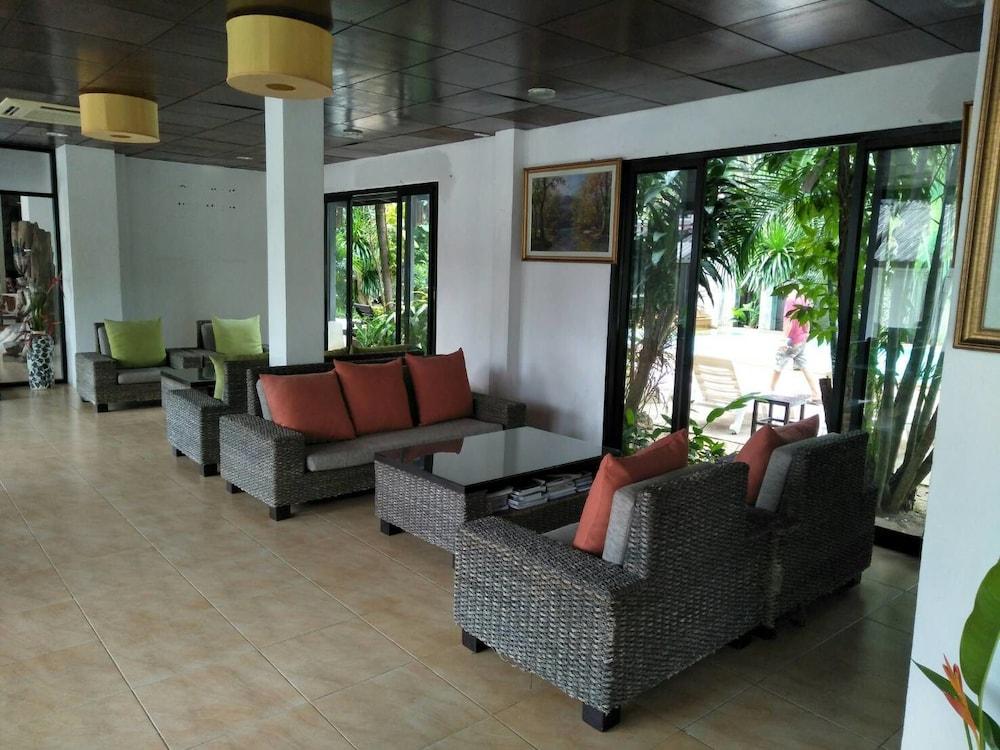 Holiday Park 3*