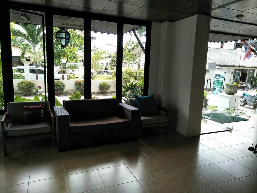 Hotel Holiday Park