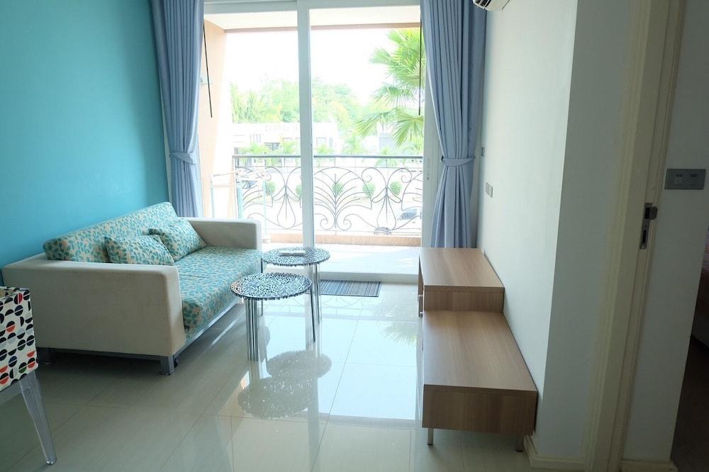 Aitalay Condotel 3*