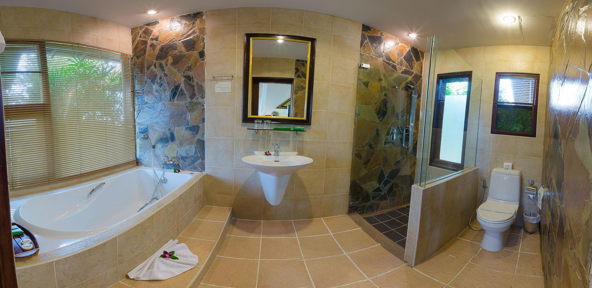Resort Golden Pine And