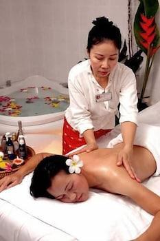 Resort Golden Pine And 4*