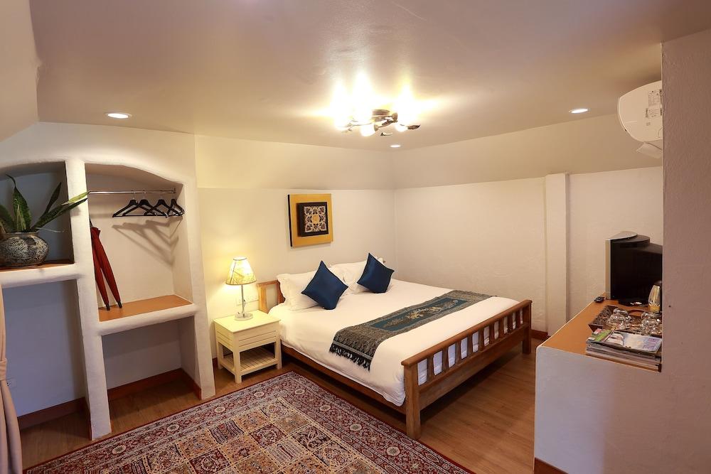 Resort E-outfitting Pai