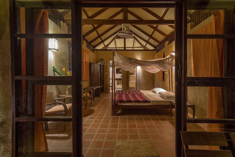 Our Jungle Camp - Eco Resort 3*
