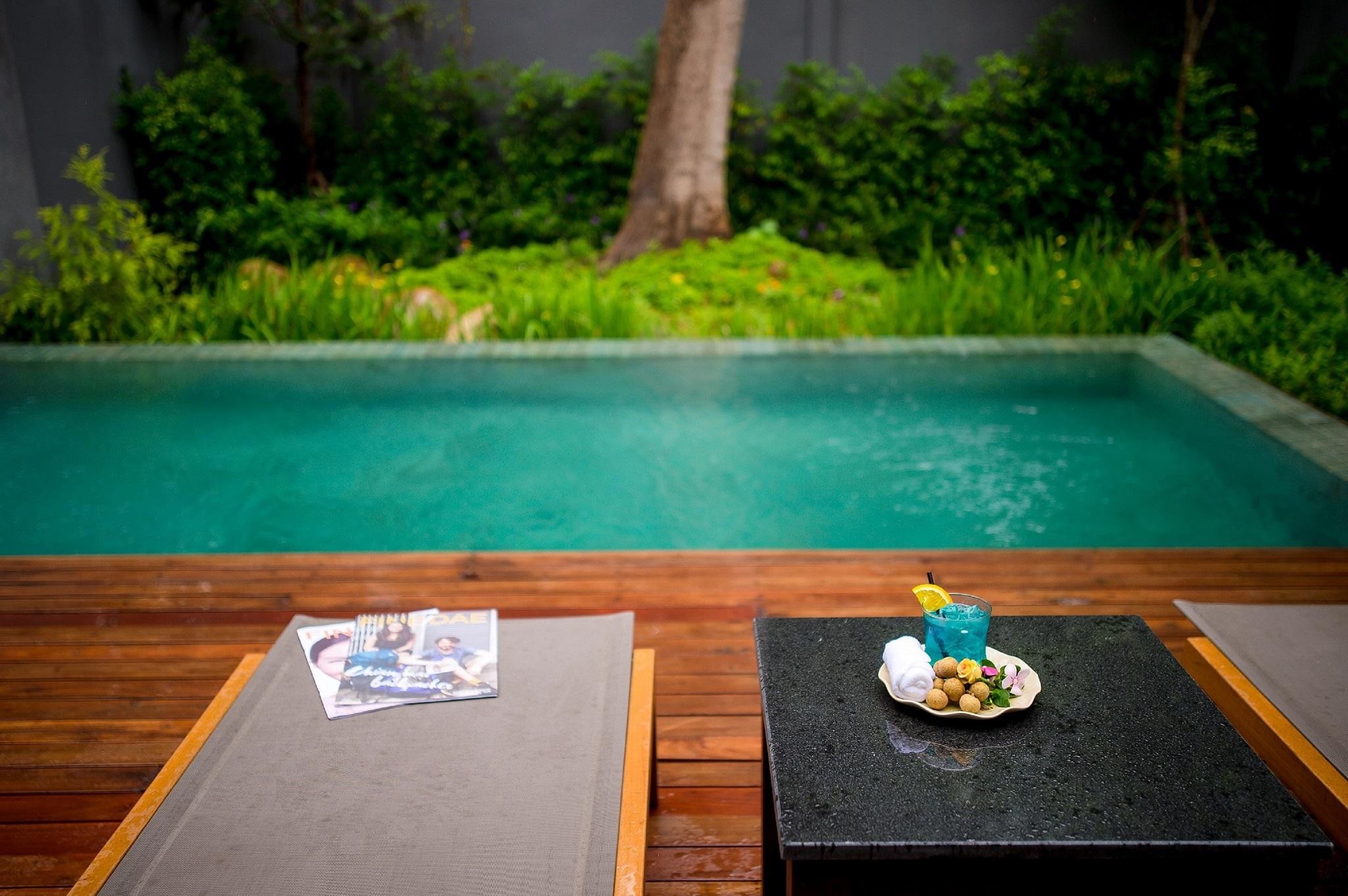 Resort Flora Creek Hang Dong