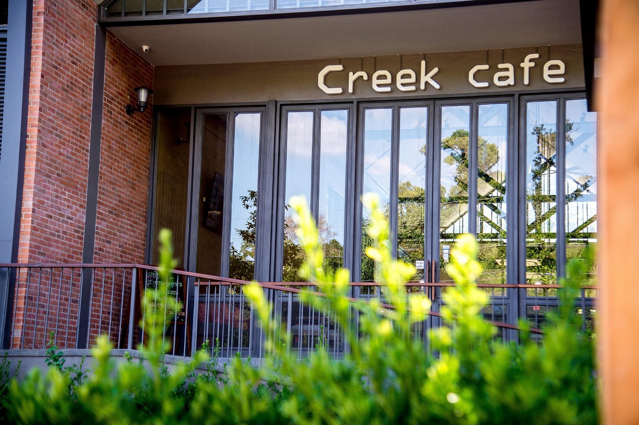 Flora Creek Resort