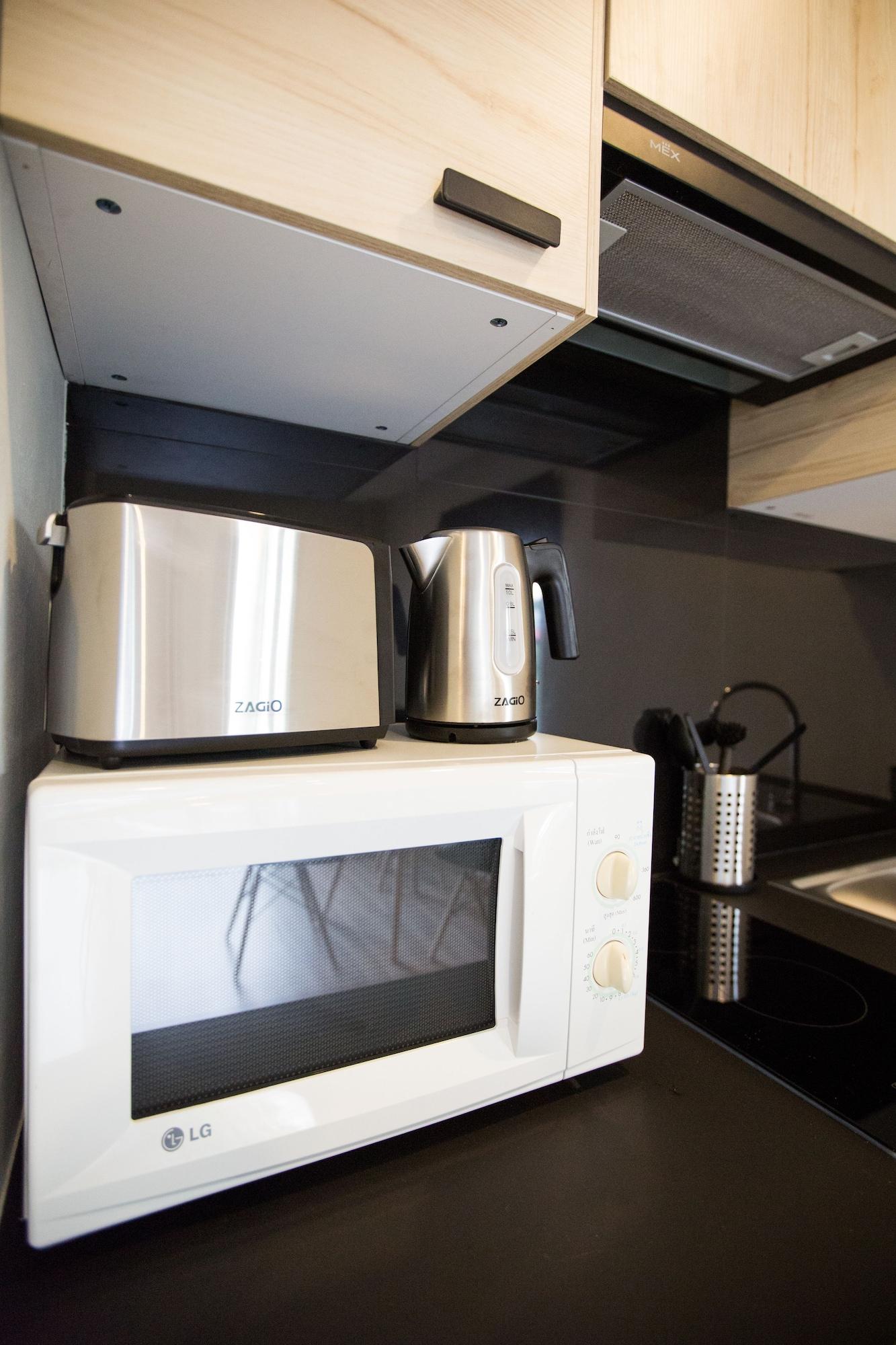 Aparthotel 365 Serviced 3*
