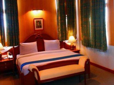 Drop In And Hotel