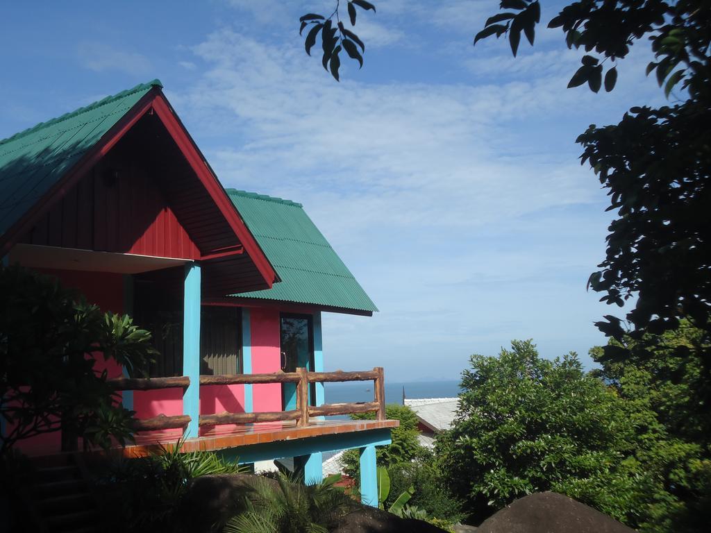 Amstardam Hostel